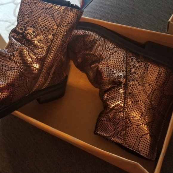 NIB Free People Amarone Ankle Boot - Picture 5 of 6
